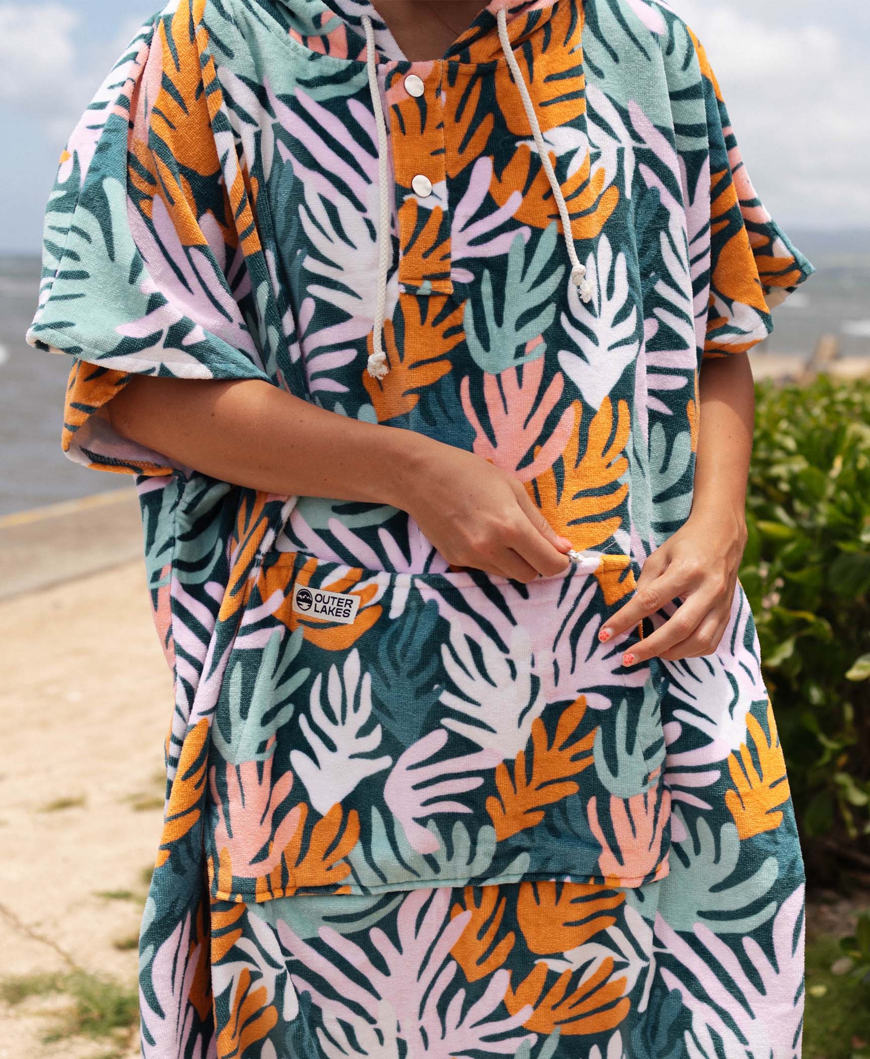 Coral Towel Poncho – Outer Lakes